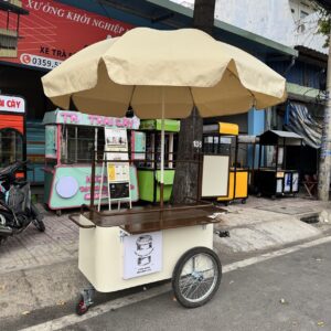Xe ba bánh bán mang về